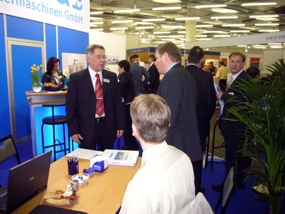 ICE 2007: Besucher bei Somatec